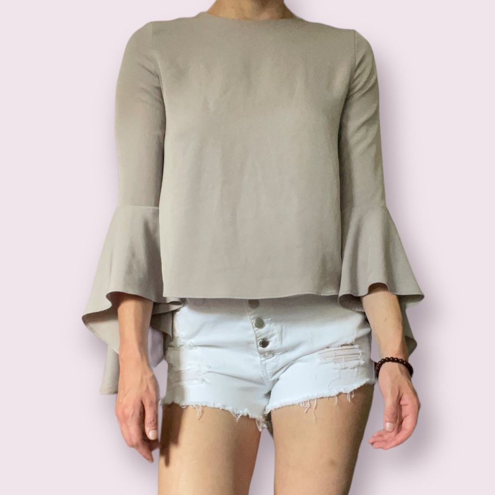 Carmen Marc Valvo Blouse